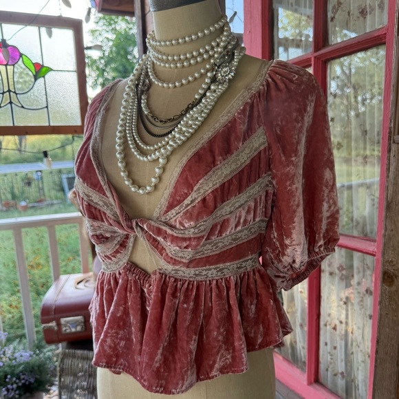 Free People Yours Truly Velvet Top - Picture 6 of 12